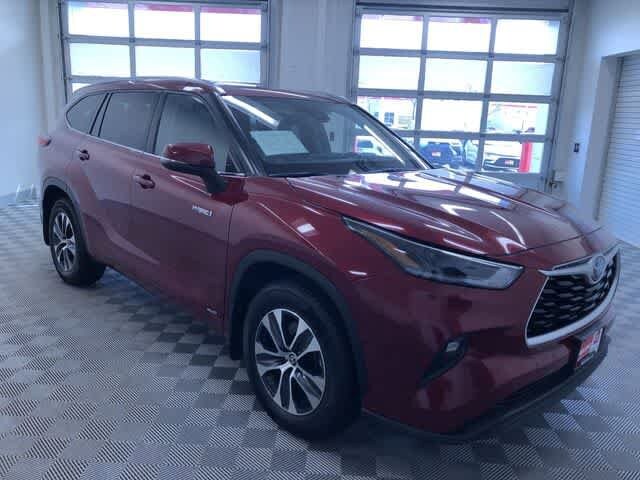 Thumbnail: 2021 Toyota Highlander - 37