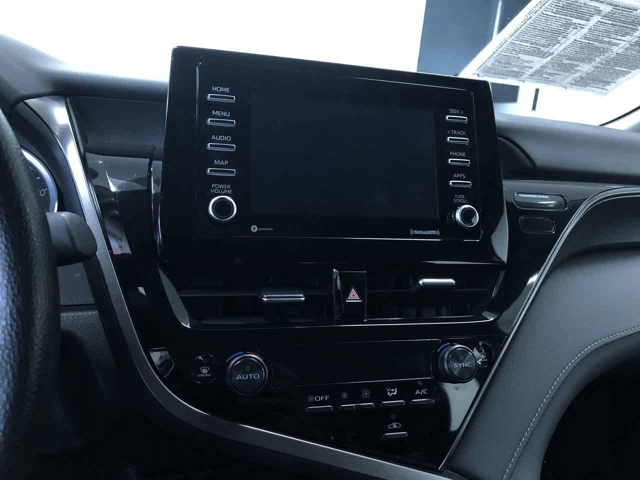 2024 Toyota Camry LE 27