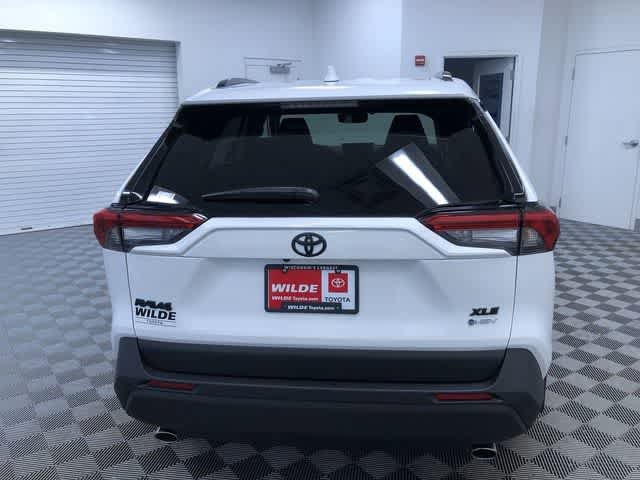 Thumbnail: 2025 Toyota RAV4 - 13