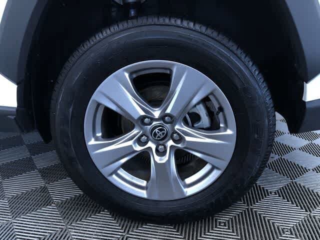 Thumbnail: 2025 Toyota RAV4 - 16