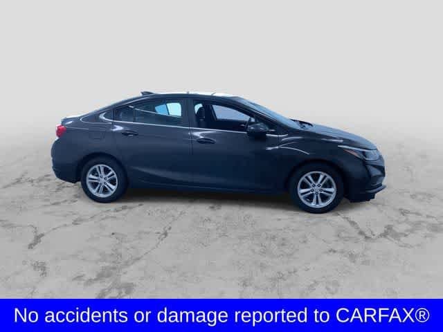 Thumbnail: 2017 Chevrolet Cruze - 2