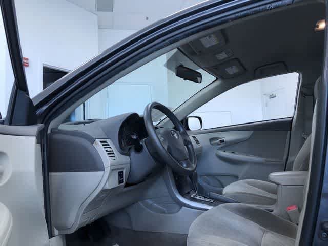 Thumbnail: 2009 Toyota Corolla - 2