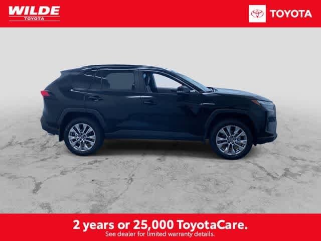 2025 Toyota RAV4 XLE Premium photo 2