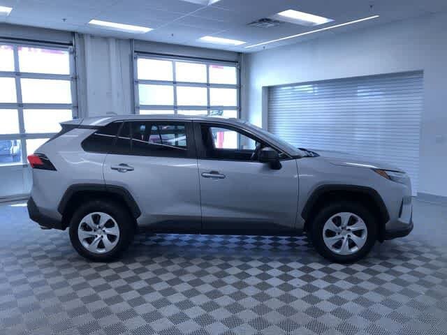 Thumbnail: 2024 Toyota RAV4 - 33