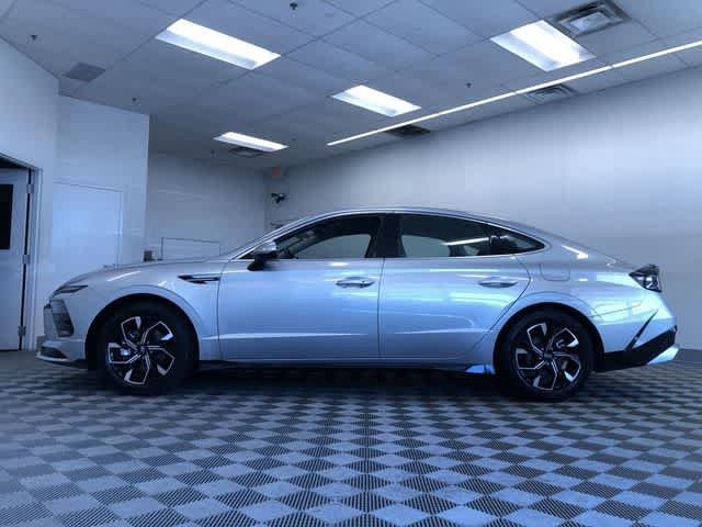 Thumbnail: 2025 Hyundai Sonata - 12