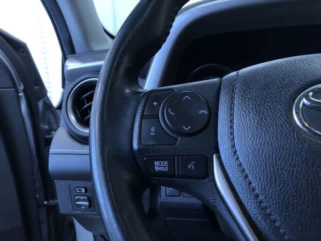 Thumbnail: 2018 Toyota RAV4 - 27