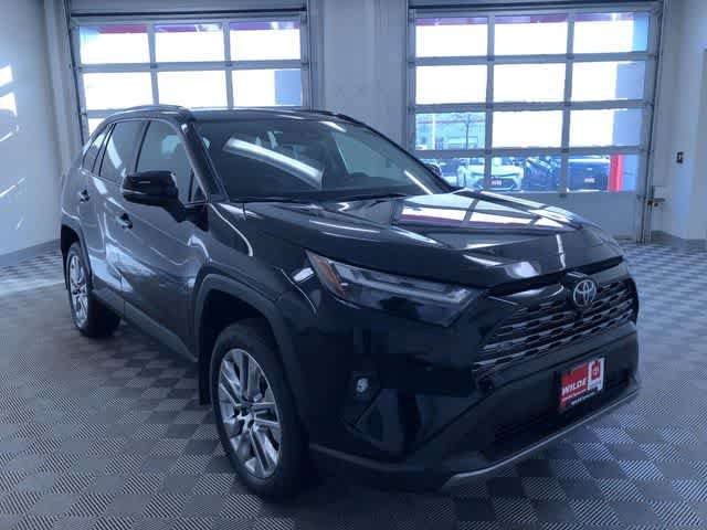 Thumbnail: 2025 Toyota RAV4 - 28