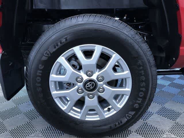 2026 Toyota Tacoma SR5 - Photo 9