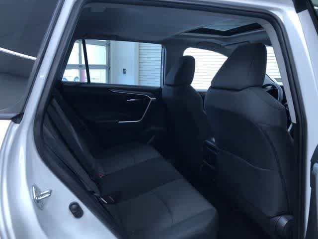 Thumbnail: 2023 Toyota RAV4 - 21