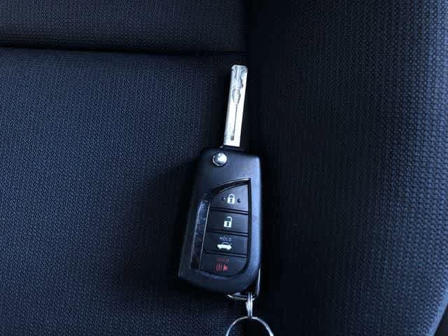 Thumbnail: 2024 Toyota Corolla - 31