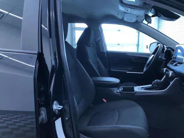 Thumbnail: 2024 Toyota RAV4 - 22