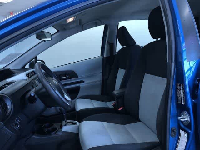 Thumbnail: 2012 Toyota Prius c - 20