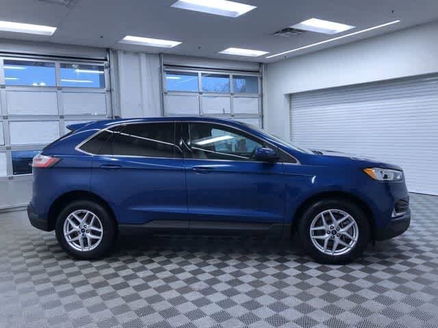 Thumbnail: 2021 Ford Edge - 36