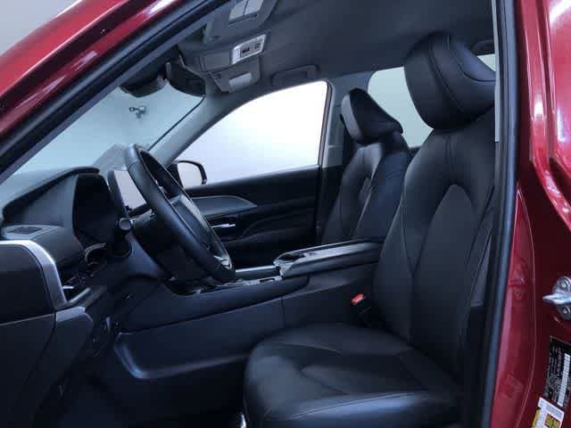 Thumbnail: 2025 Toyota Grand Highlander - 20