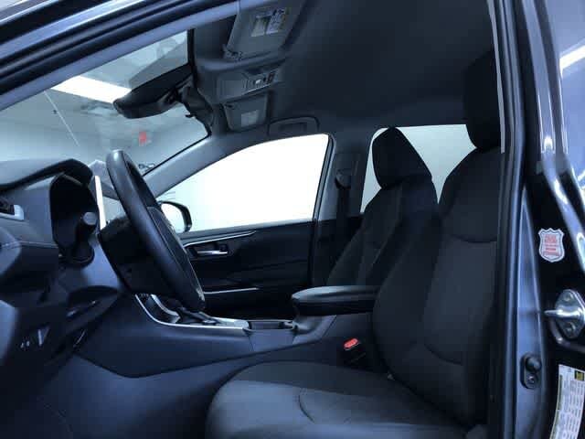 Thumbnail: 2025 Toyota RAV4 - 18