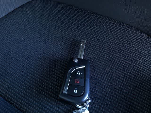 Thumbnail: 2025 Toyota RAV4 - 32