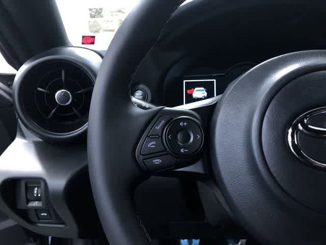 Thumbnail: 2025 Toyota GR86 - 23