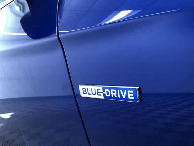 Thumbnail: 2020 Hyundai Ioniq - 16