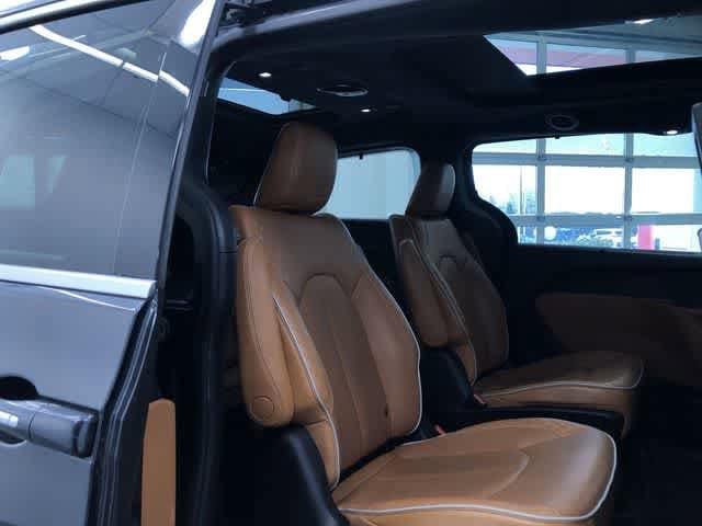 Thumbnail: 2021 Chrysler Pacifica - 22