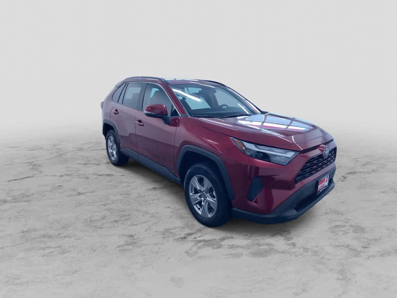 2022 Toyota RAV4 XLE 3