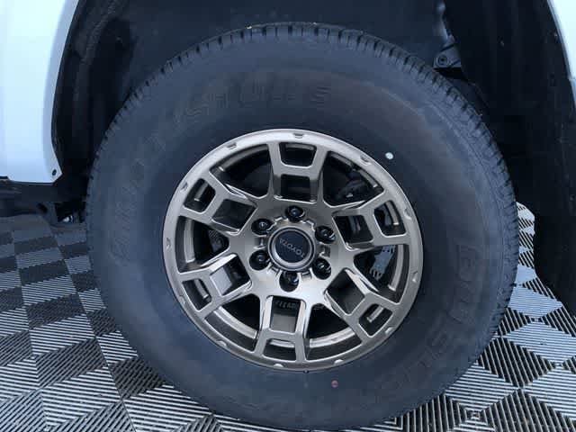 Thumbnail: 2023 Toyota 4Runner - 20