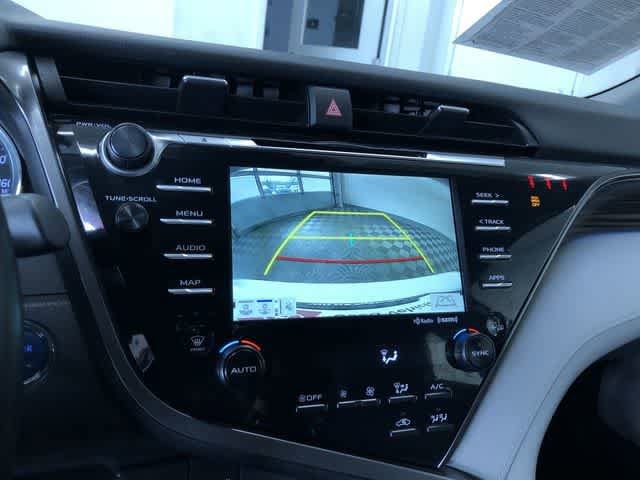 Thumbnail: 2020 Toyota Camry - 26