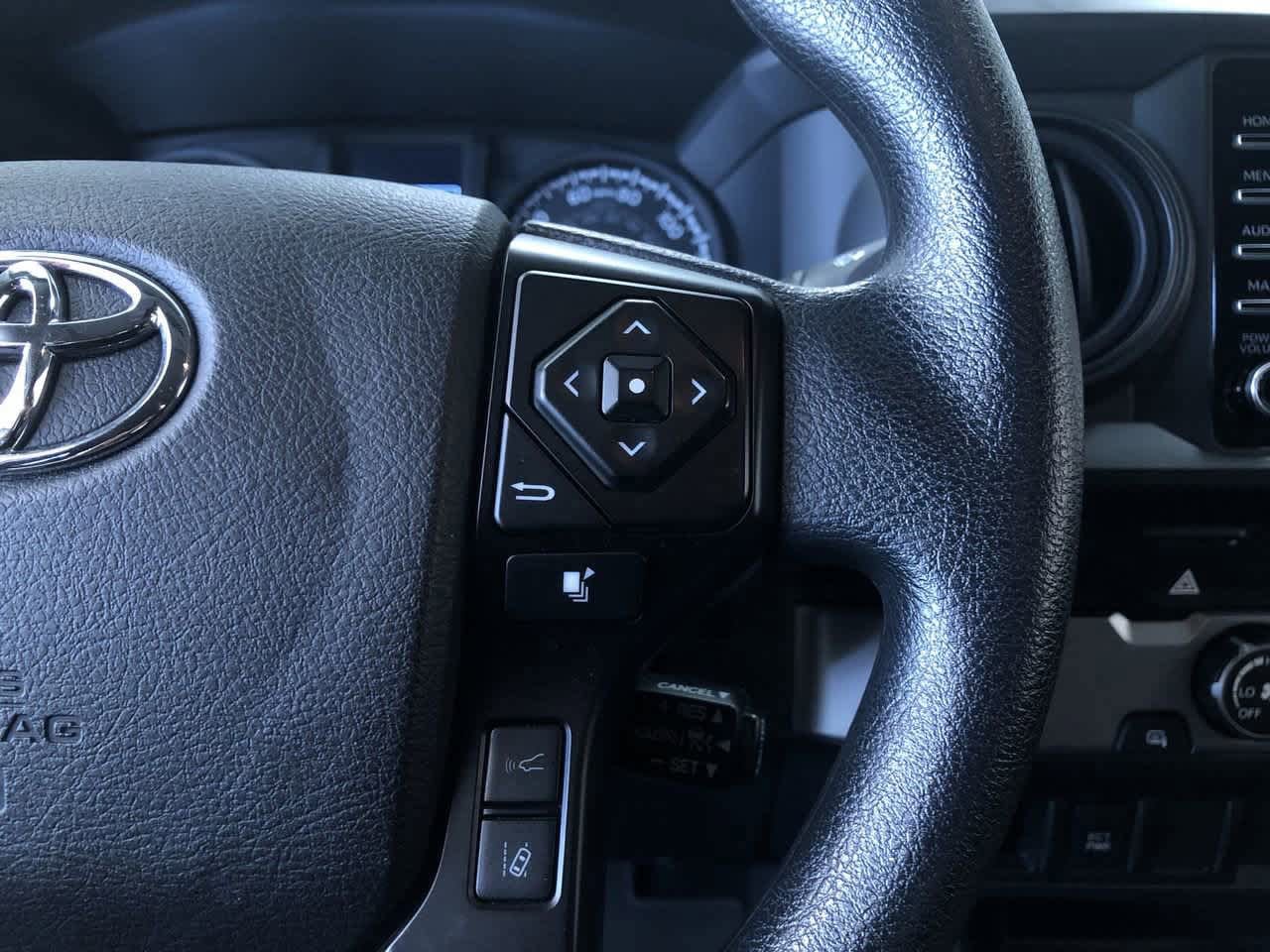 Thumbnail: 2022 Toyota Tacoma - 19