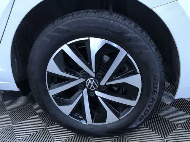 Thumbnail: 2022 Volkswagen Jetta - 15