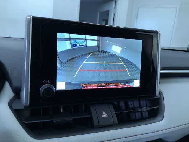 Thumbnail: 2025 Toyota RAV4 - 28