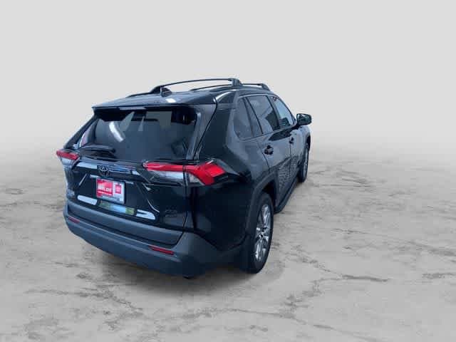 Thumbnail: 2025 Toyota RAV4 - 9