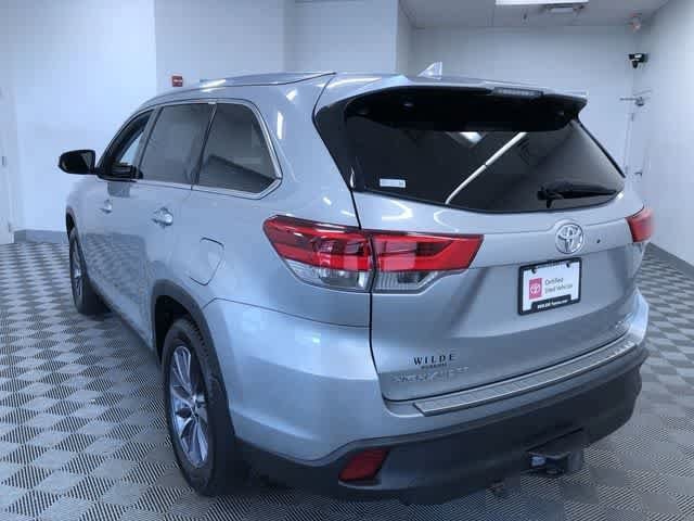 Thumbnail: 2019 Toyota Highlander - 18