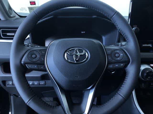 Thumbnail: 2025 Toyota RAV4 - 16