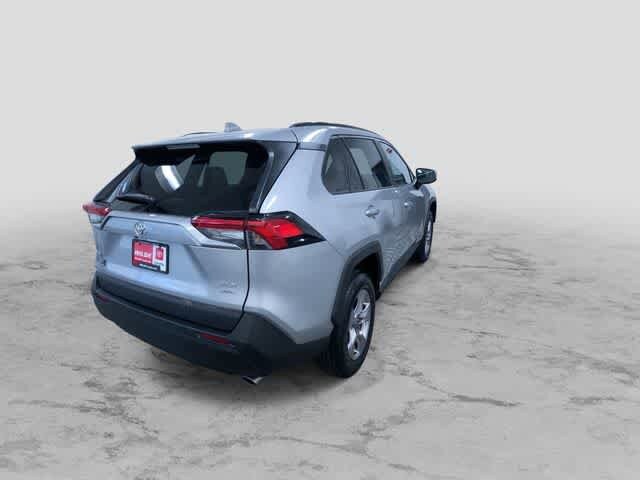 Thumbnail: 2025 Toyota RAV4 - 10