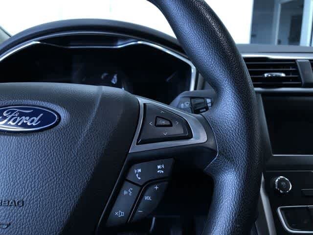 Thumbnail: 2020 Ford Fusion - 26