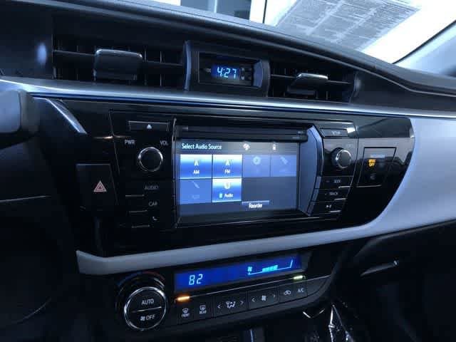 Thumbnail: 2015 Toyota Corolla - 29