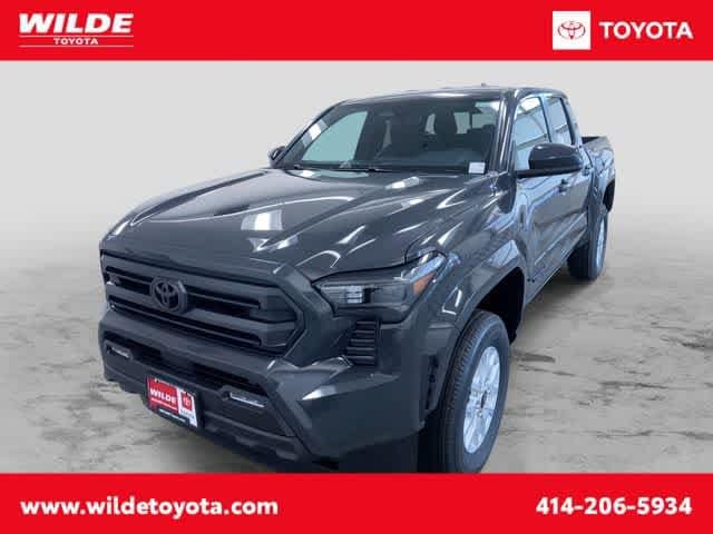2025 Toyota Tacoma SR5's photo