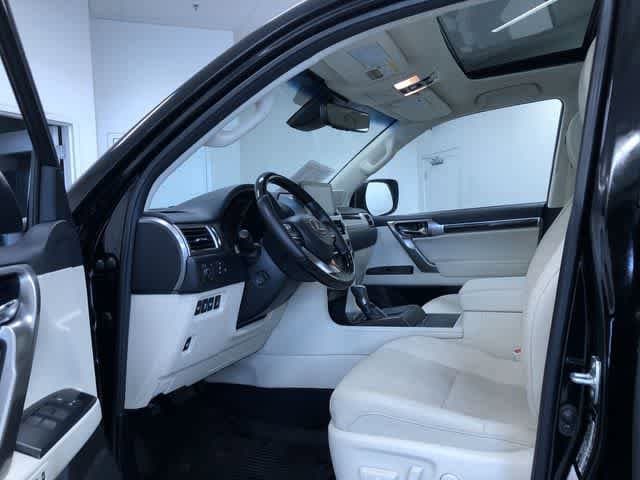 Thumbnail: 2022 Lexus GX - 11