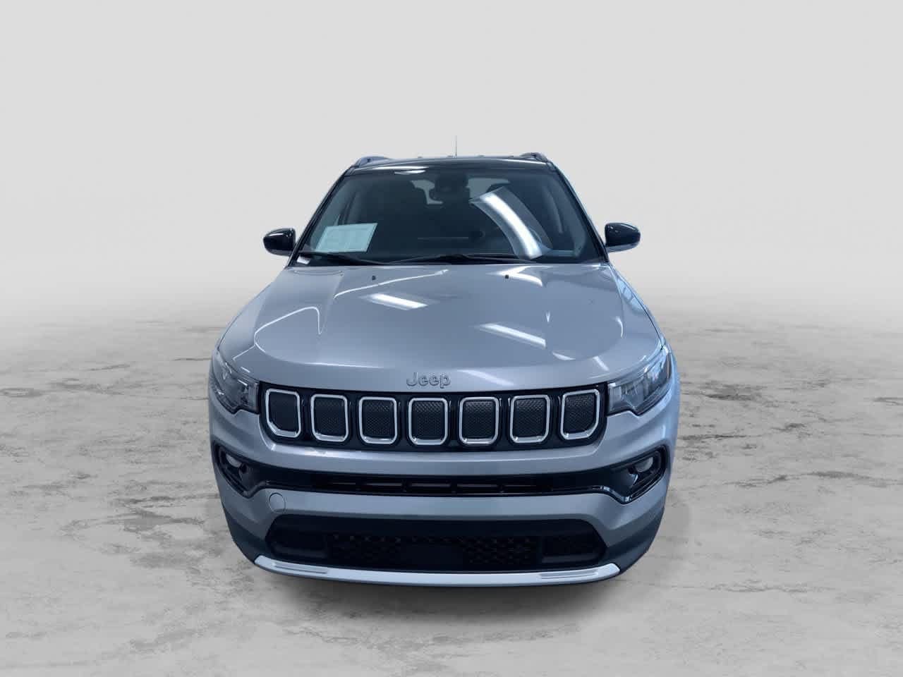 Thumbnail: 2022 Jeep Compass - 4