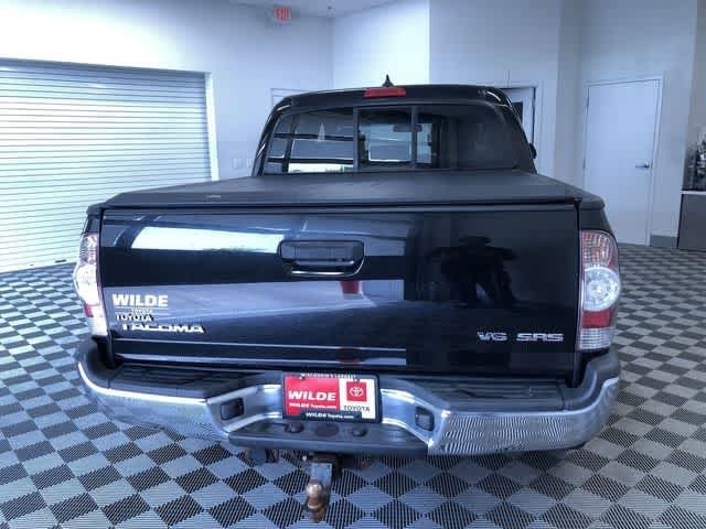 Thumbnail: 2015 Toyota Tacoma - 6