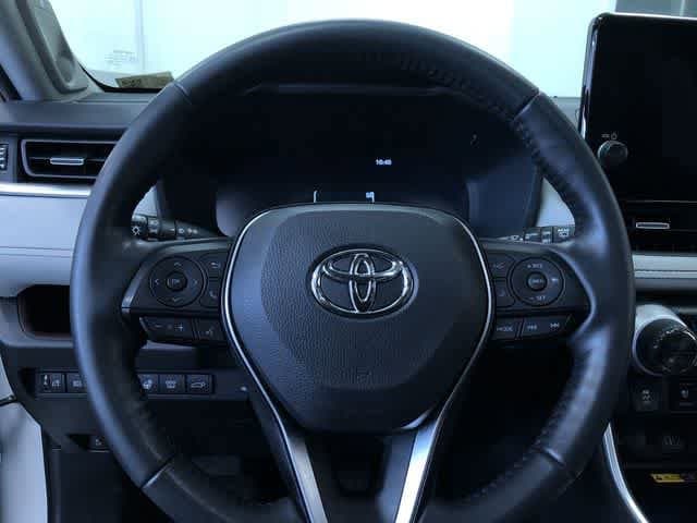 Thumbnail: 2024 Toyota RAV4 - 25