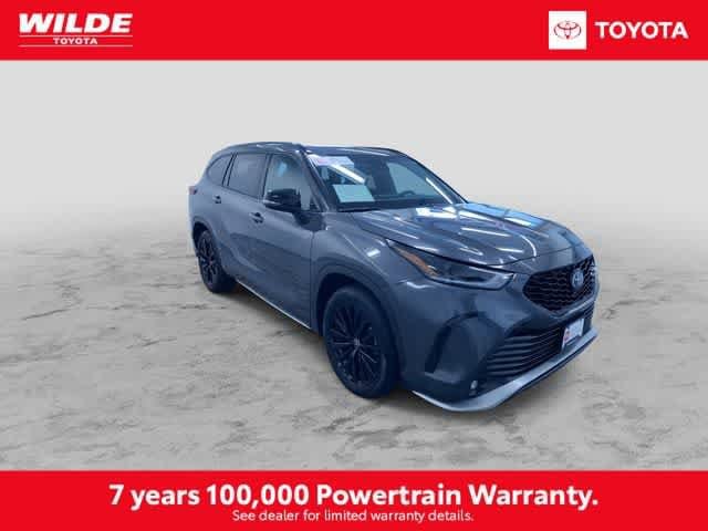 Thumbnail: 2025 Toyota Highlander - 3