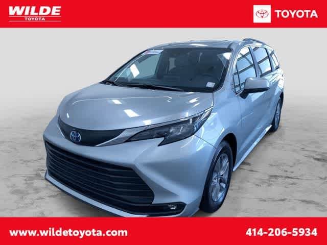 2025 Toyota Sienna Mini-van, Passenger 