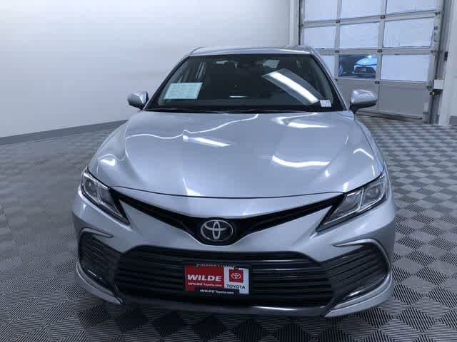 Thumbnail: 2023 Toyota Camry - 14