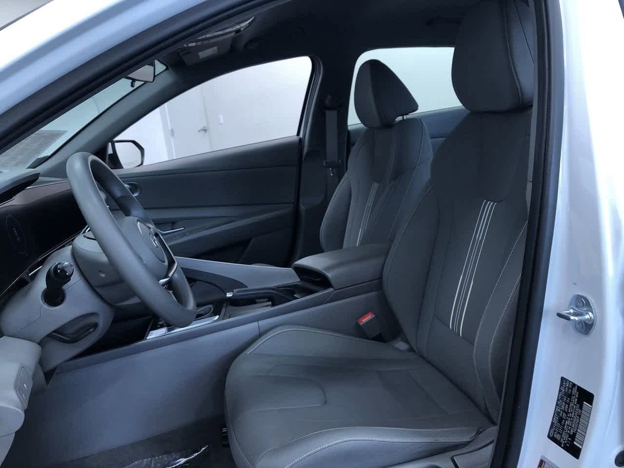 2024 Hyundai Elantra SEL 18