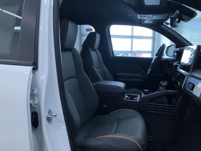 Thumbnail: 2025 Toyota 4Runner - 15