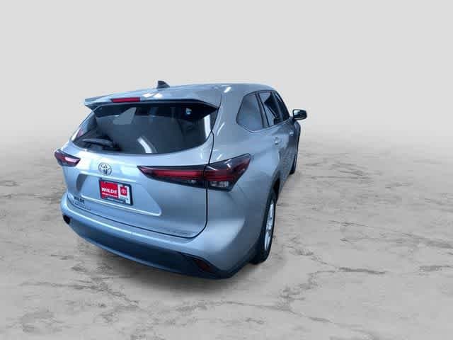 Thumbnail: 2024 Toyota Highlander - 11