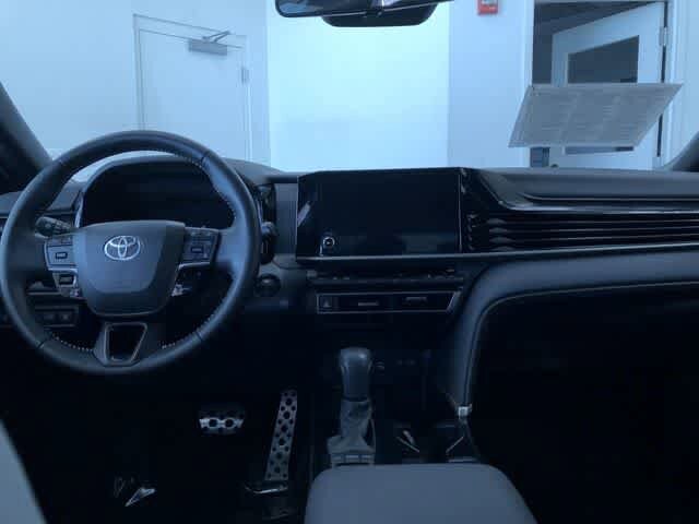 Thumbnail: 2025 Toyota Camry - 17