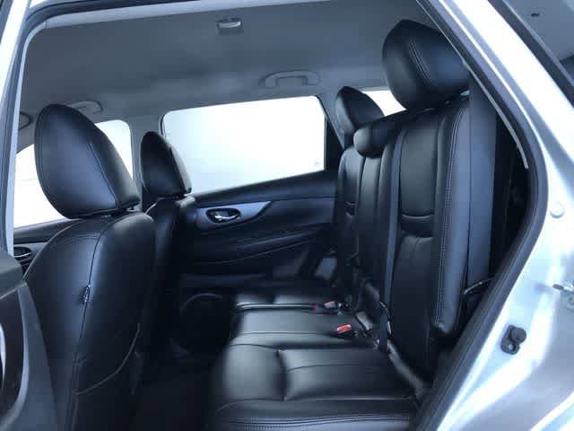 Thumbnail: 2015 Nissan Rogue - 20