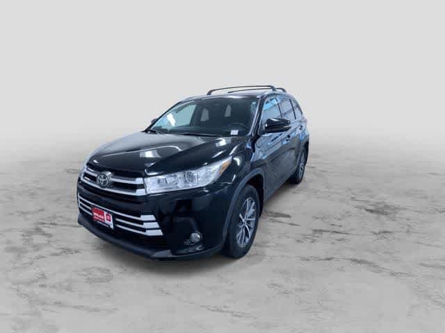 Thumbnail: 2019 Toyota Highlander - 5