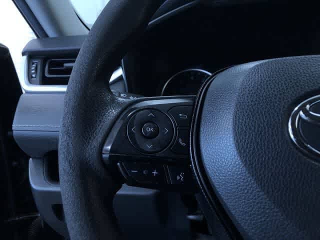 Thumbnail: 2019 Toyota RAV4 - 25